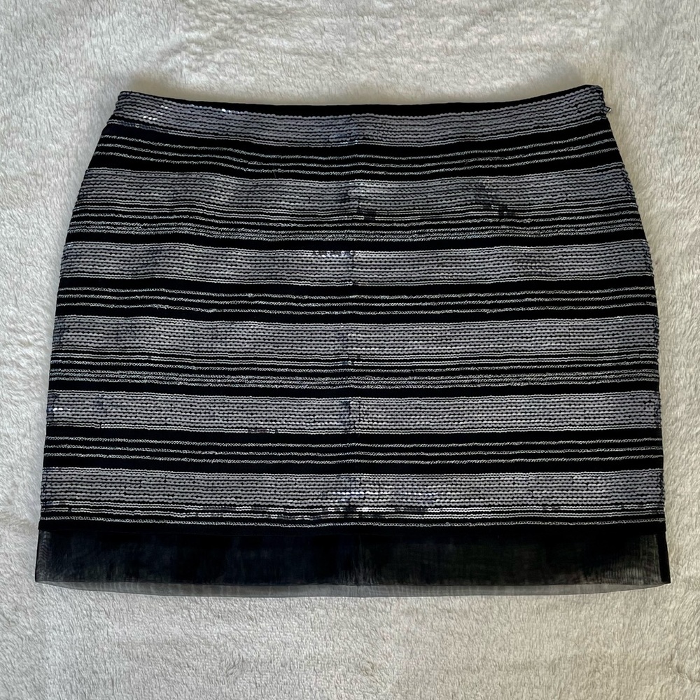 Sequin Party Mini Skirt, Black and Silver by Express size 4.